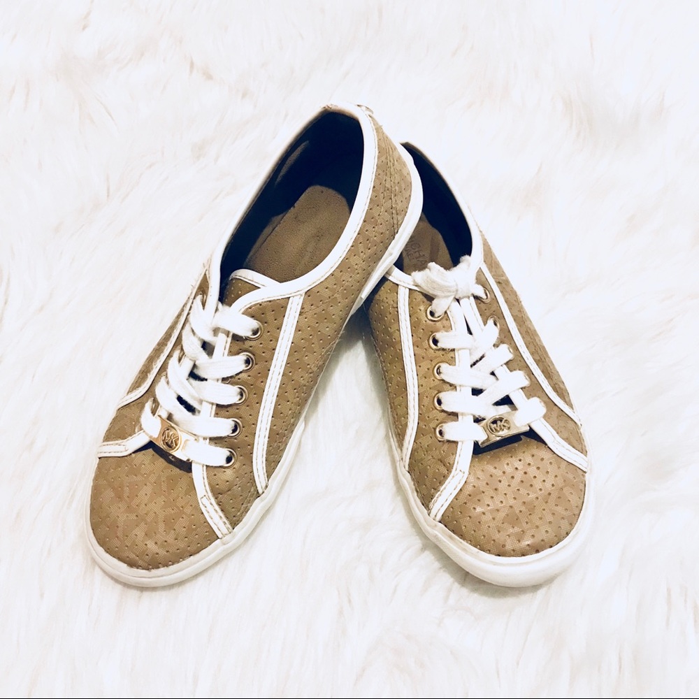Girls’ Michael Kors 👟Sneakers 👟